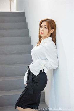 大二清纯漂亮美女与学长男友